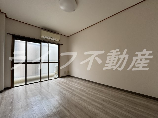 リブスペース上小阪の洋室|ゆったりした洋室です