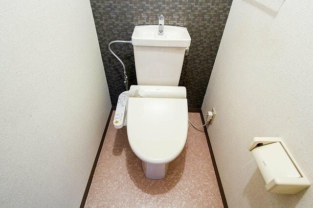 サンライズマンション大宮のトイレ