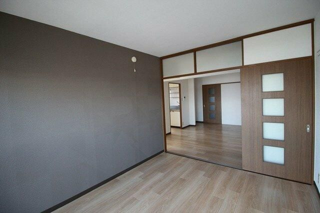 サンライズマンション大宮の洋室