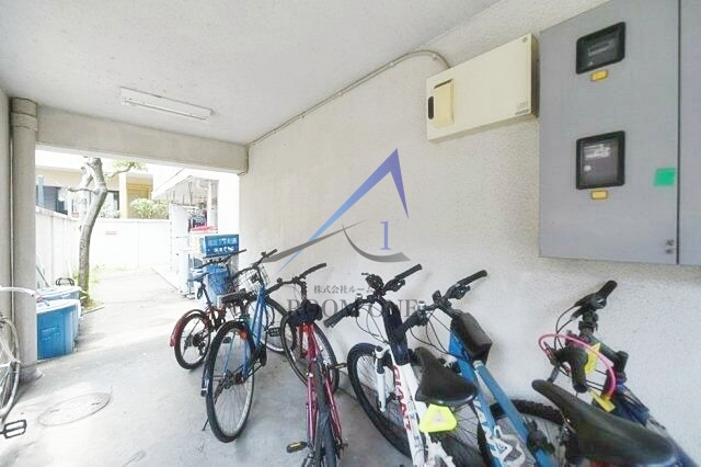 メゾン・ド・セルモンのその他共用部分|駐輪場です。