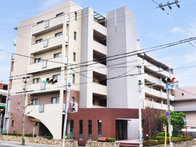 メゾン岡本南