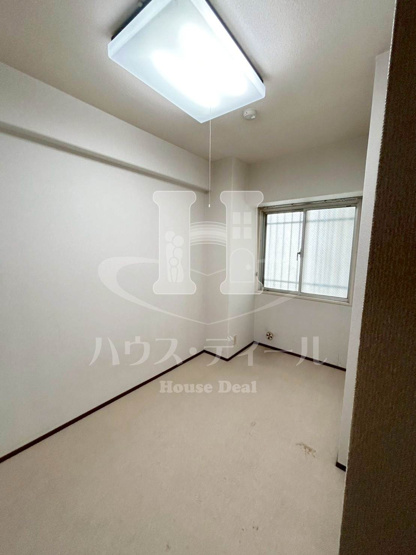 【寝室】 | サンマンション戸田 | 落ち着いて過ごせるお部屋なので、寝室にいかがでしょうか