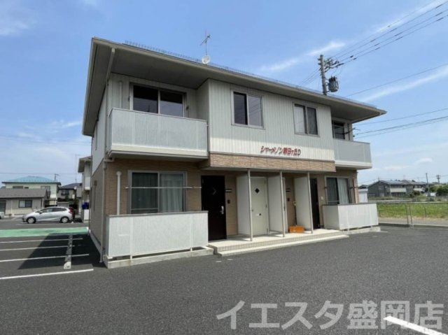 シャーメゾン朝日ヶ丘Ｄ