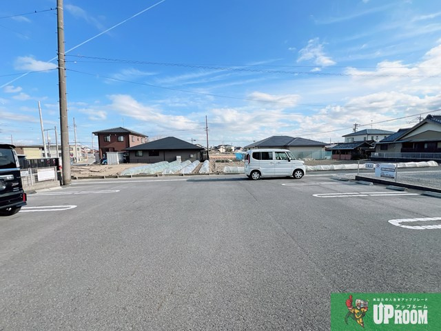 セジュール秀峰の駐車場