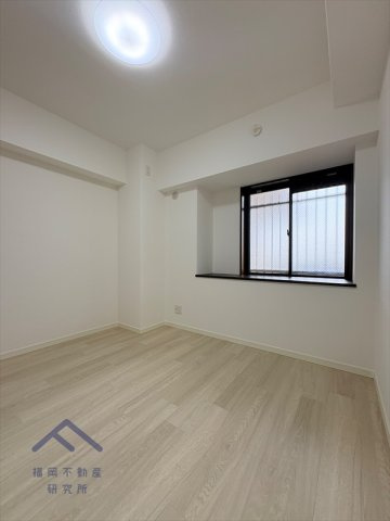 ロマネスク香住ケ丘の洋室