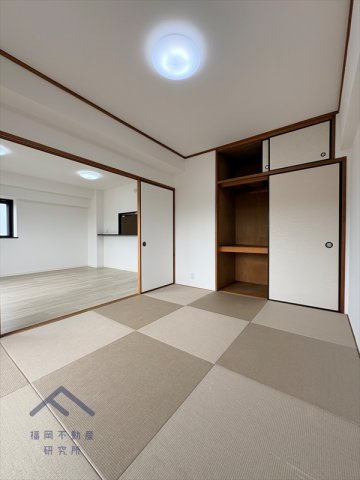 ロマネスク香住ケ丘の和室