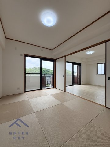 ロマネスク香住ケ丘の和室
