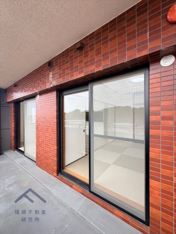 ロマネスク香住ケ丘のエントランス