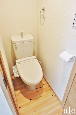 アーバンプレイス落合ⅩⅥのトイレ|※同シリーズ写真