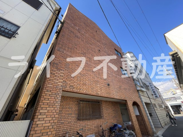 サンライフ布施の外観