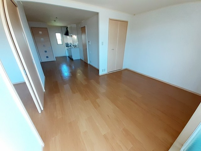 カームハイツ住吉の居間・リビング