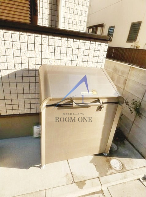 バハラ南小岩のその他共用部分|敷地内ごみ置き場です。