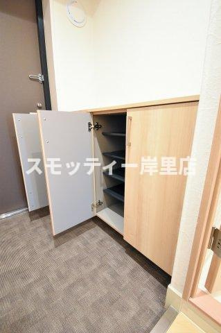 クリア・クレセント住之江の玄関