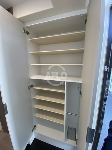 プレサンス南堀江の玄関|プレサンス南堀江　シューズボックス