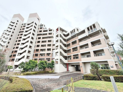 【外観】 | ユニライフ和泉中央A棟 | 家探しはどうやってするの？から資金のことや住宅ローン、税金や制度のことまで住宅の難しいことをわかりやすく説明いたします♪