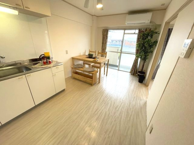 メリッサ錦の居間・リビング|イメージとして同建物他部屋を表示しています