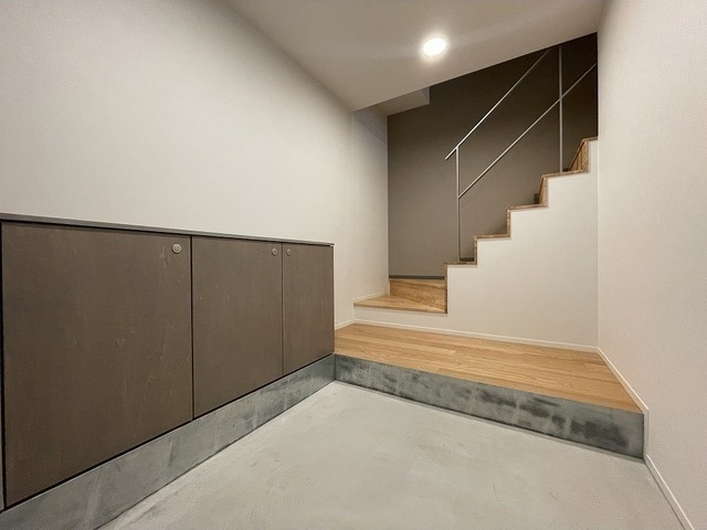 【玄関】TAKANAWA EDGE