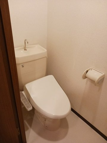 アプローズヒルのトイレ|落ち着いたトイレです