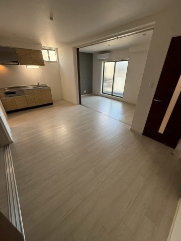The Residence 大庄西町の居間・リビング