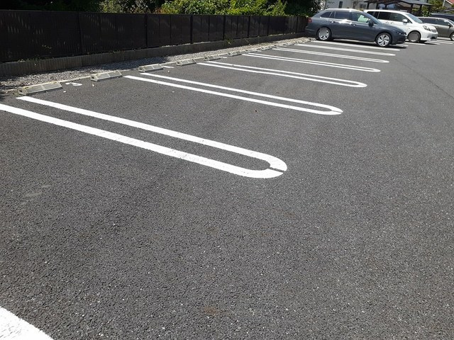 グラース　Ⅱの駐車場|駐車場