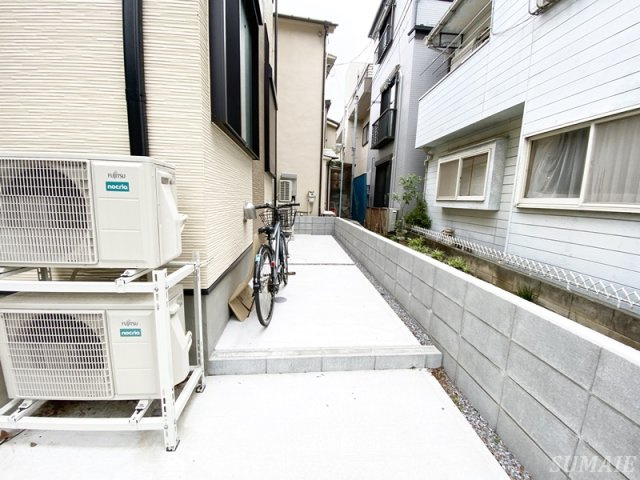 リベラルバードのその他共用部分|駐輪場です☆