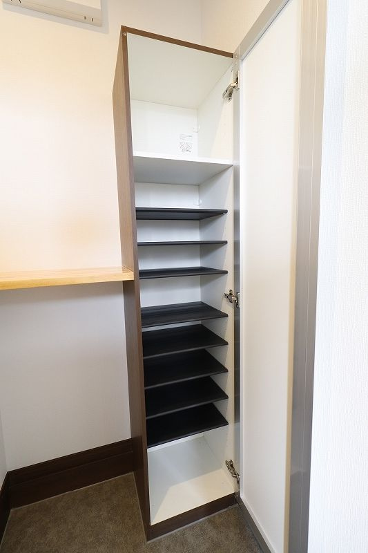 エンハンス下山門 629の収納