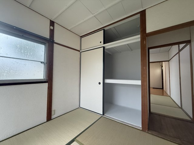 神戸市長田区山下町４丁目のアパートの収納
