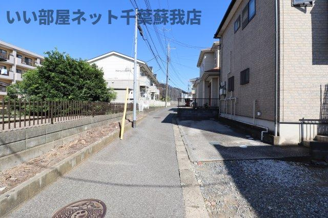 リブリ・パーシモンの周辺