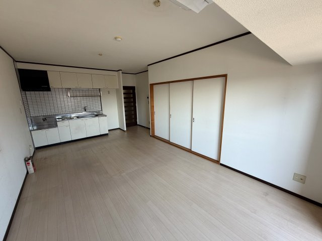 コンドミニアム都麗殷の居間・リビング