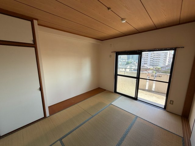 コンドミニアム都麗殷の和室