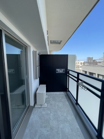 ファーストフィオーレ大正リエートのバルコニー