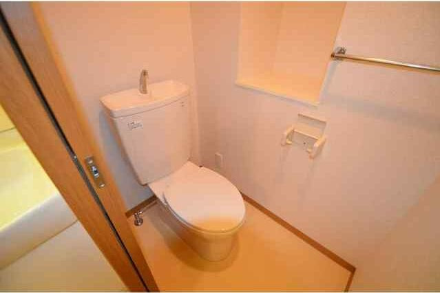【トイレ】 | ヴューテラス戸田公園 | ゆったりとした空間のトイレです