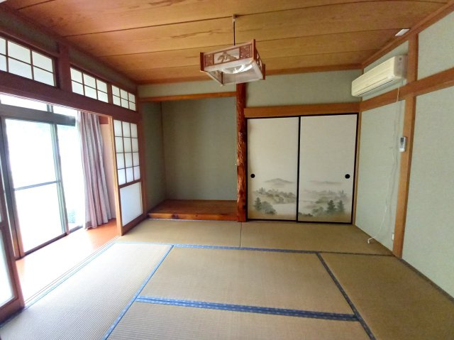 那須烏山市神長　中古戸建の和室