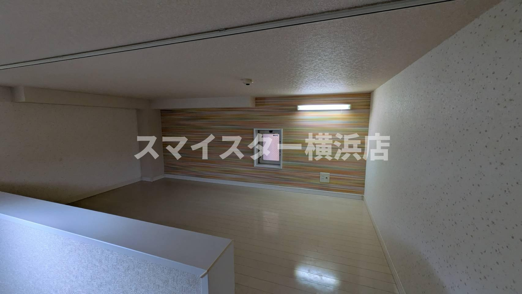 横浜市西区御所山町のアパートの内装