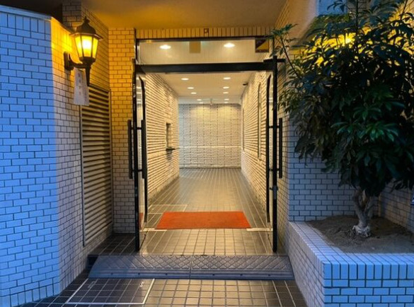 ビジネスVIP第2新大阪のエントランス|ビジネスVIP第2新大阪　エントランス