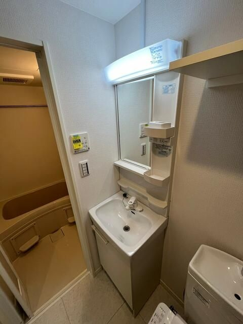 アプローズの独立洗面台