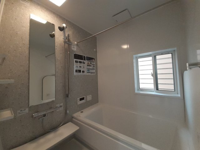 熊本市南区白藤１丁目の中古一戸建の浴室