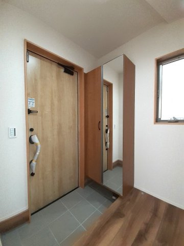 熊本市南区白藤１丁目の中古一戸建の玄関