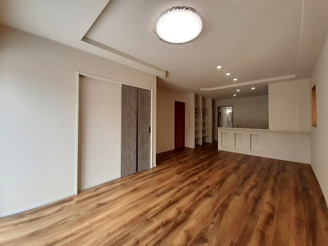 熊本市南区白藤１丁目の中古一戸建の居間・リビング