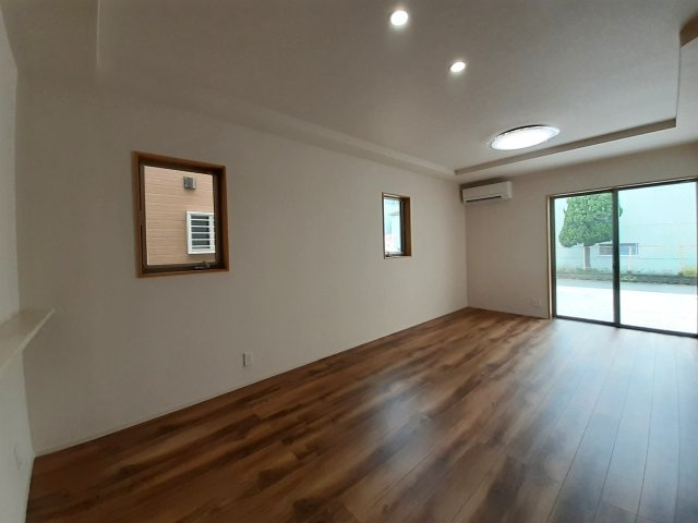 熊本市南区白藤１丁目の中古一戸建の居間・リビング
