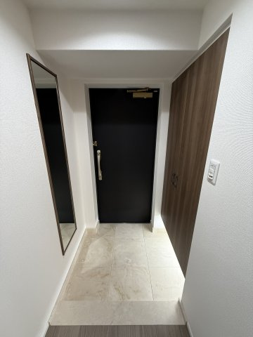 リーガル南久宝寺Ⅱの玄関