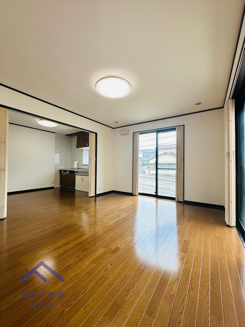 那珂川市片縄西１丁目　戸建ての居間・リビング