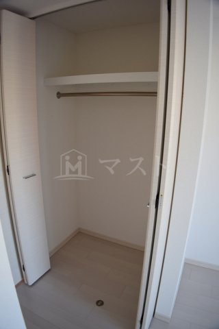 アドバンス難波南シャルムの収納