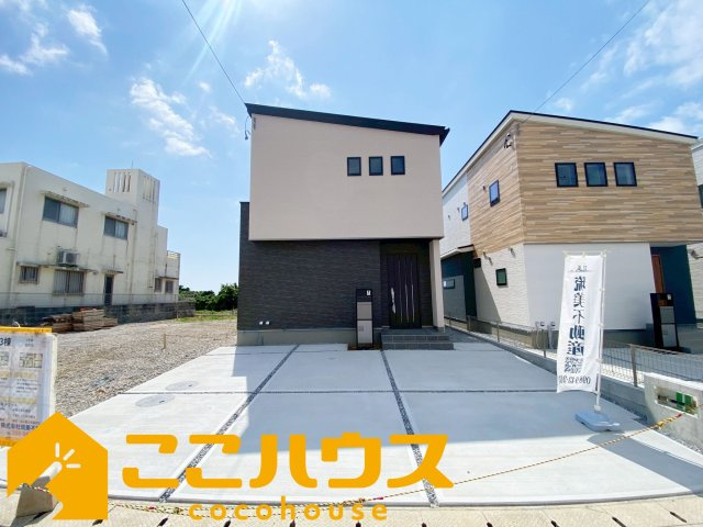 中頭郡読谷村渡慶次2期　一戸建て　3号棟の駐車場|並列駐車3台可◎　※車種によります