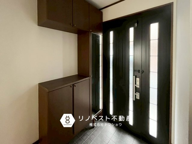 東大阪市東鴻池町4丁目の玄関|【リノベスト不動産】リフォーム・リノベーションのご相談も承ります♪
