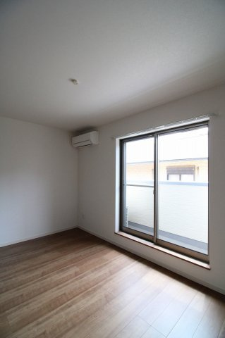 Dio赤間の居間・リビング|退去前の為、別部屋になります。