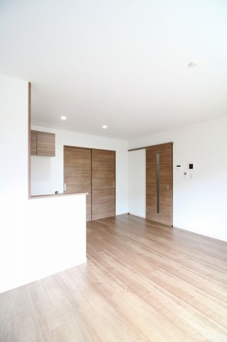 Dio赤間の居間・リビング|退去前の為、別部屋になります。