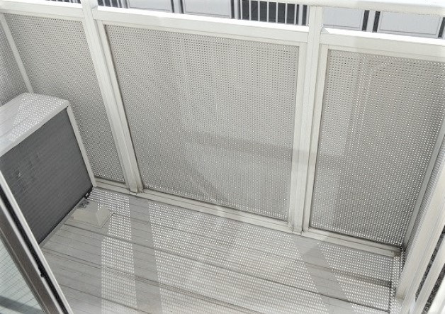 メゾンボヌールA棟のバルコニー