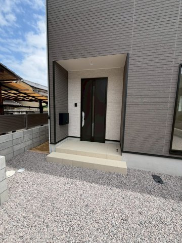 クレイドルガーデン宇多津町第四の玄関