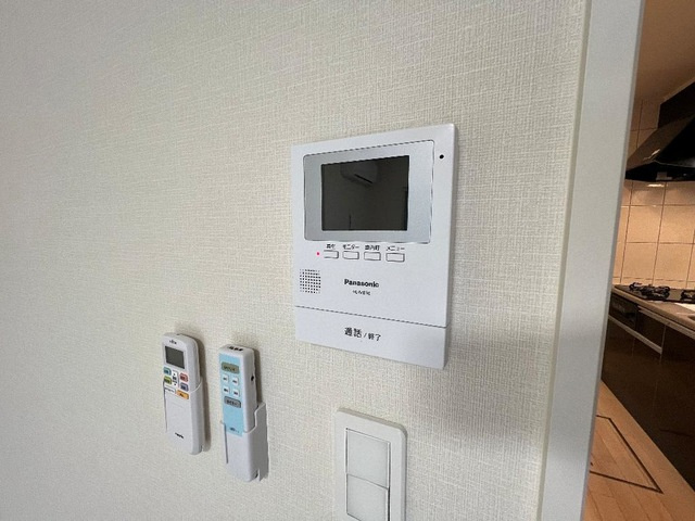 KIY first（ケーアイワイファースト）のセキュリティ|カメラ付インターホン
